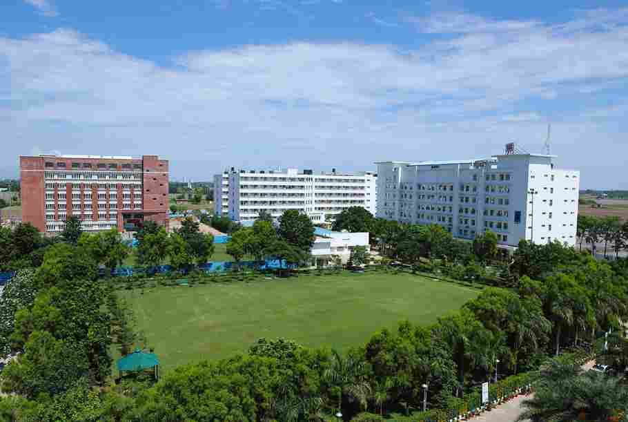 CGC University College Images photo 32